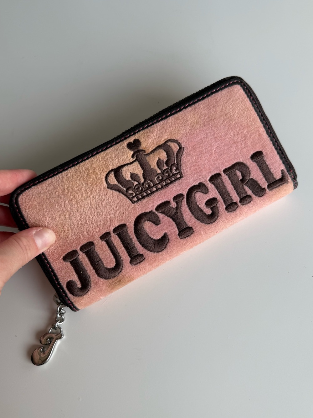 Vintage Juicy Couture Juicy Girl Pink Velour Crown Zip Wallet Y2K Princess